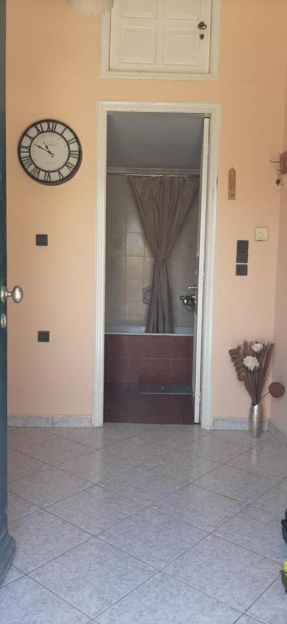 Michael's & Kyriaki's House, Kalamoti, Chios Apartment *